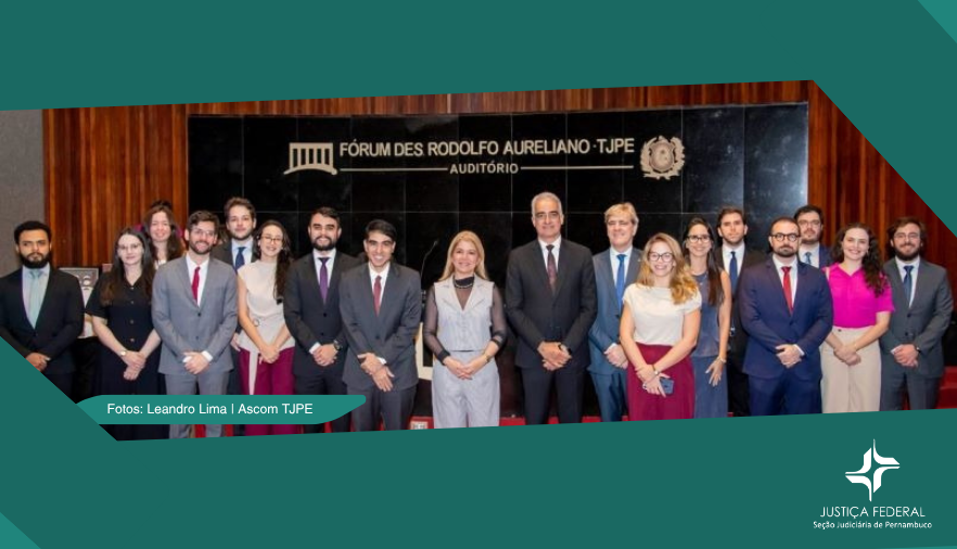 Mostra pessoas em pé