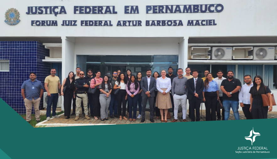 Mostra pessoas em pé 