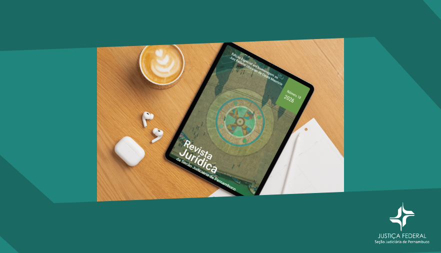 mostra um tablet e um café