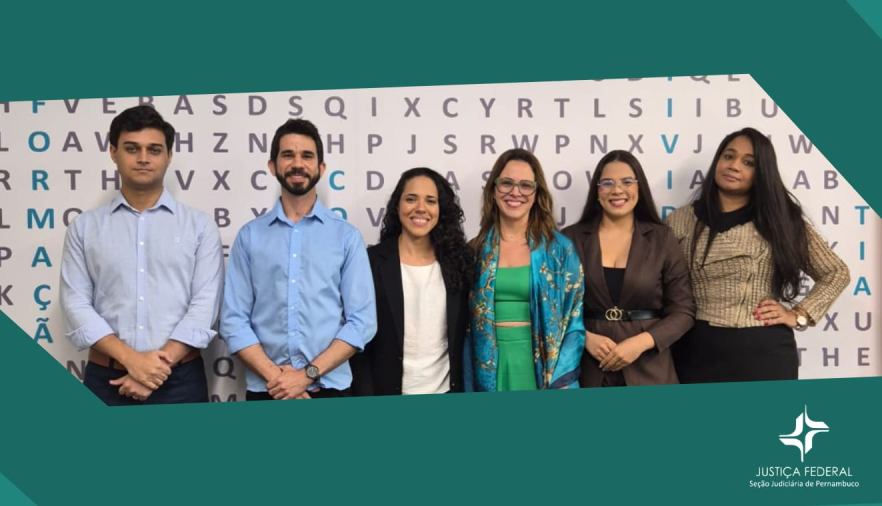 Mostra 5 pessoas em pé